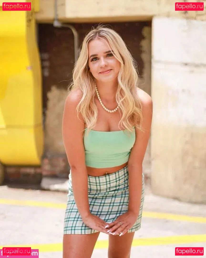 Valkyrie Mcfey Onlyfans Photo Gallery 