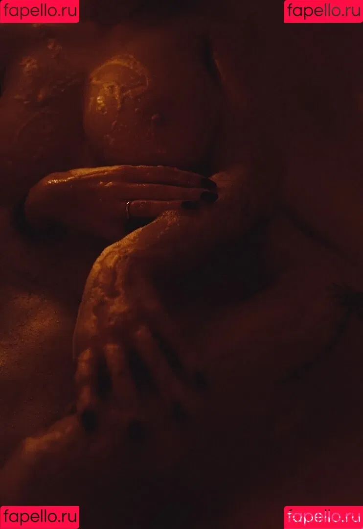 thisislannique Onlyfans Photo Gallery 