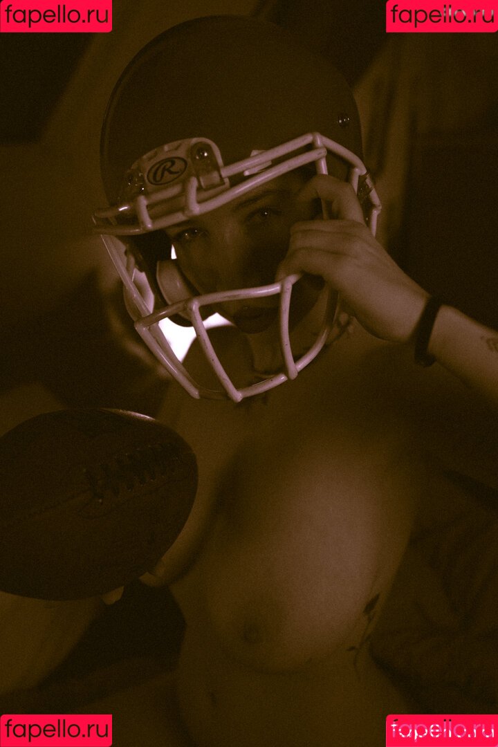 thisislannique Onlyfans Photo Gallery 