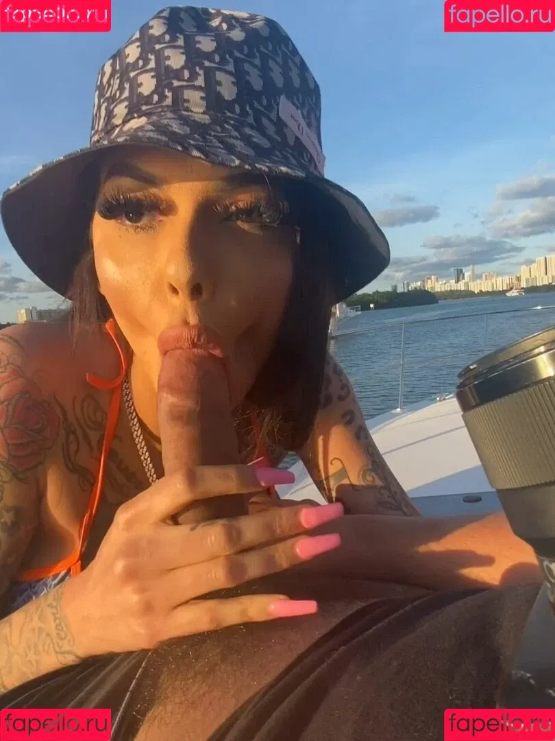 Celina Powell Onlyfans Photo Gallery 