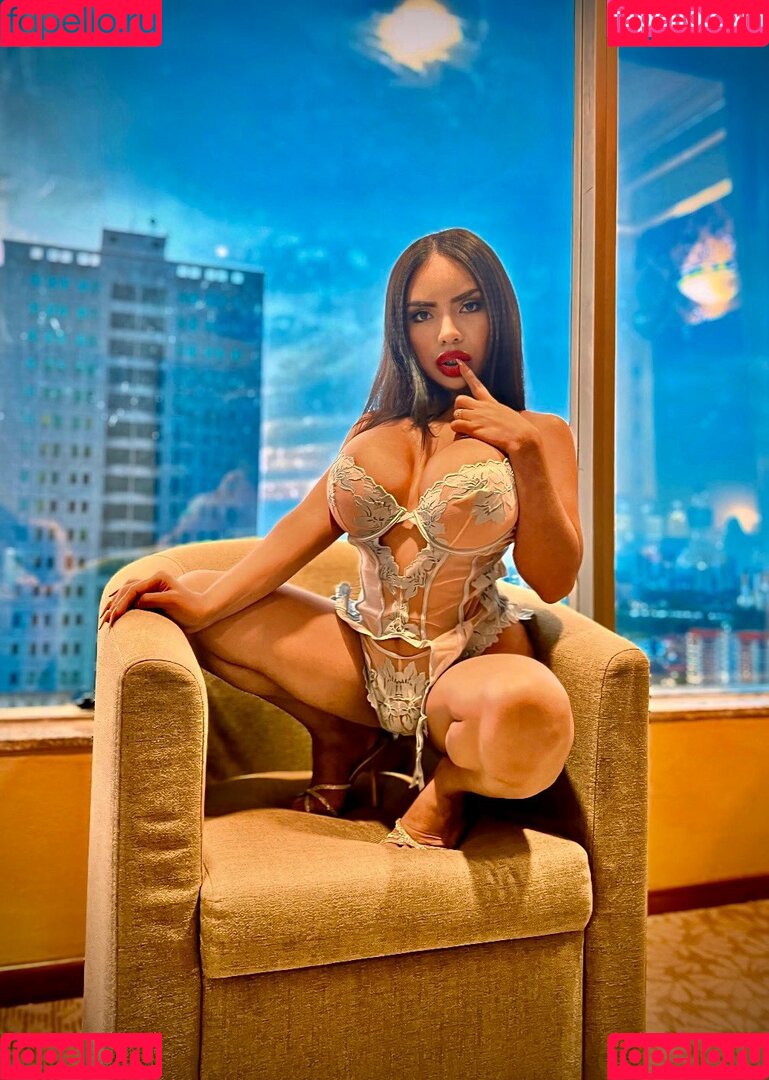 TSMharra Onlyfans Photo Gallery 