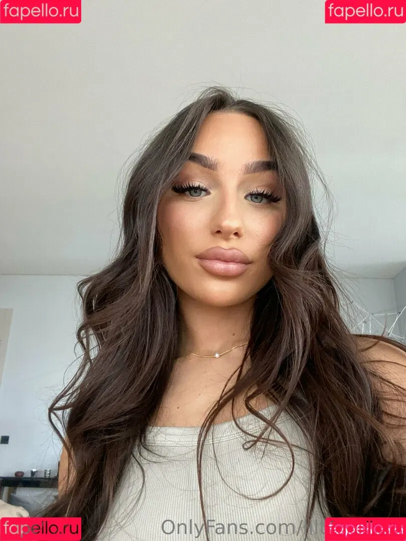liltashmae Onlyfans Photo Gallery 