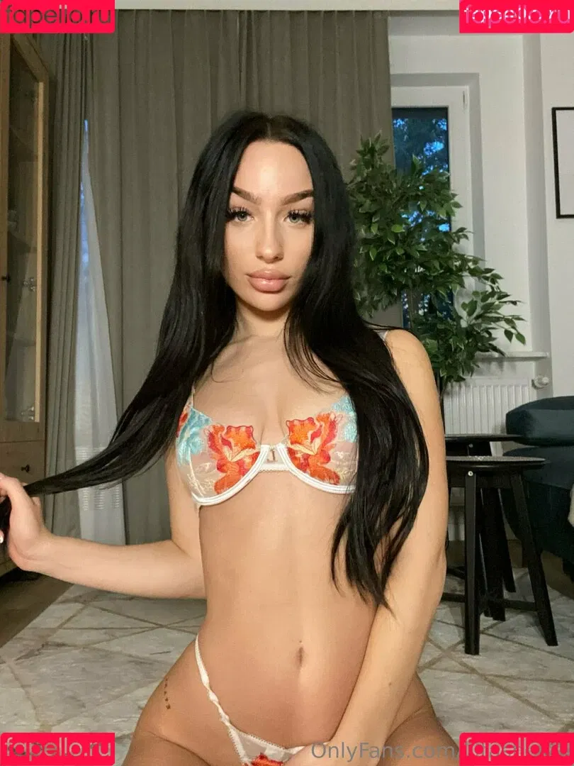 liltashmae Onlyfans Photo Gallery 