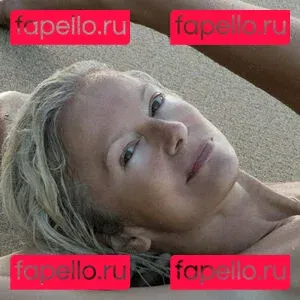 yogaflocke Onlyfans Photo Gallery 