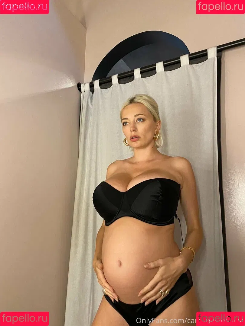 carolinevreeland Onlyfans Photo Gallery 