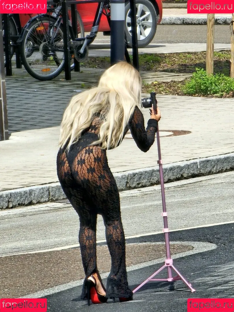 Wer ist das ? Onlyfans Photo Gallery 