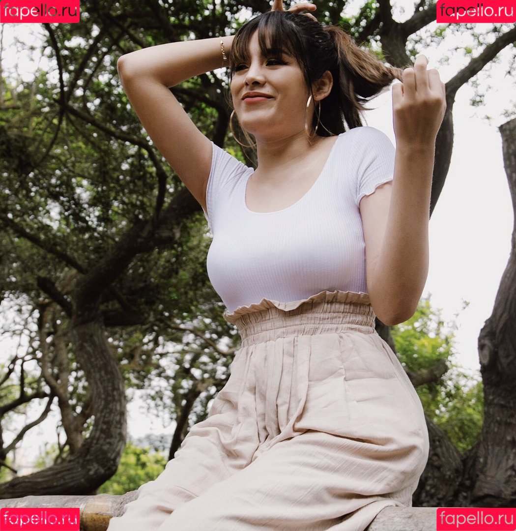 Babe Gigi Onlyfans Photo Gallery 