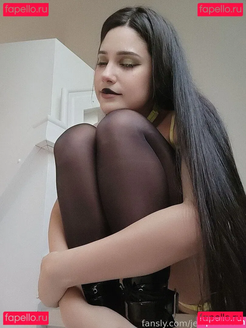 Jumayumi Onlyfans Photo Gallery 