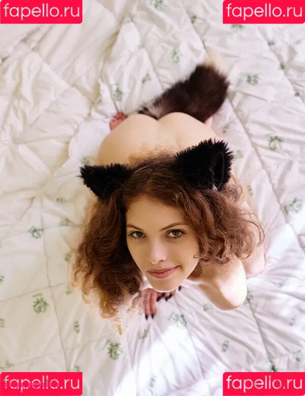 Lisa Bon Onlyfans Photo Gallery 