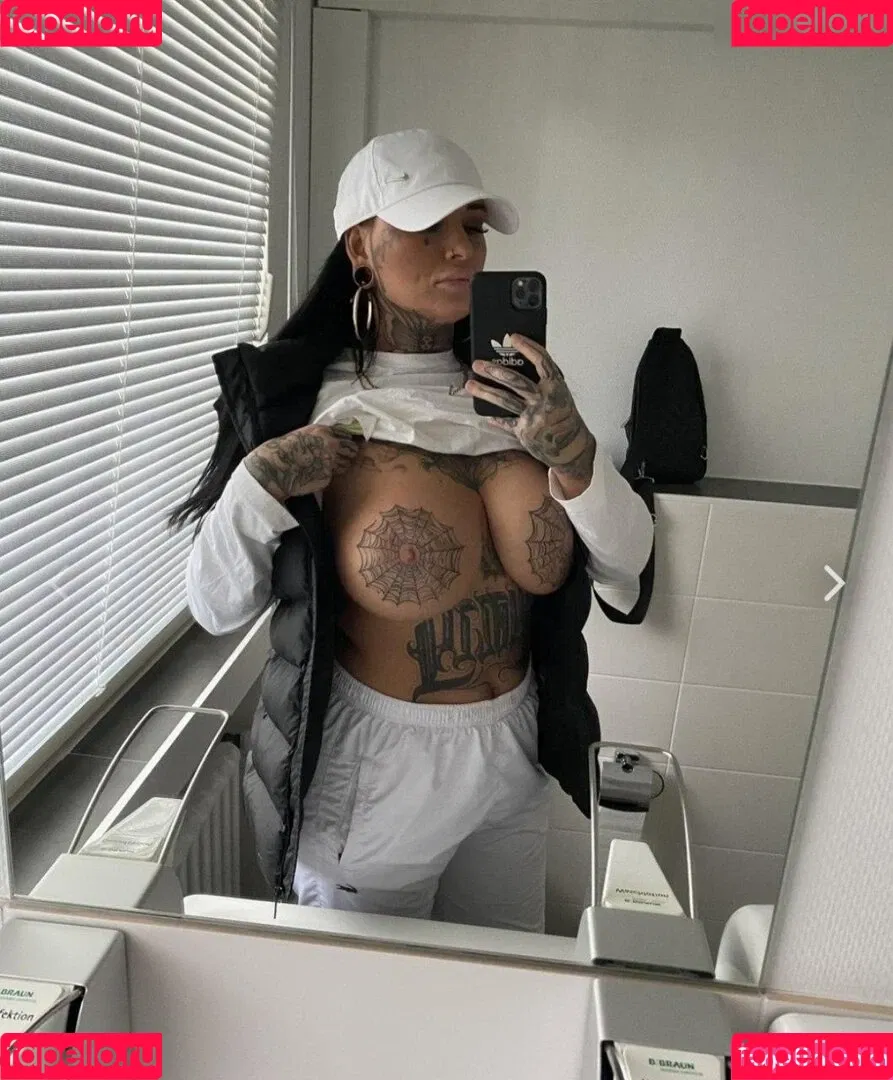 babyblue1312official Onlyfans Photo Gallery 