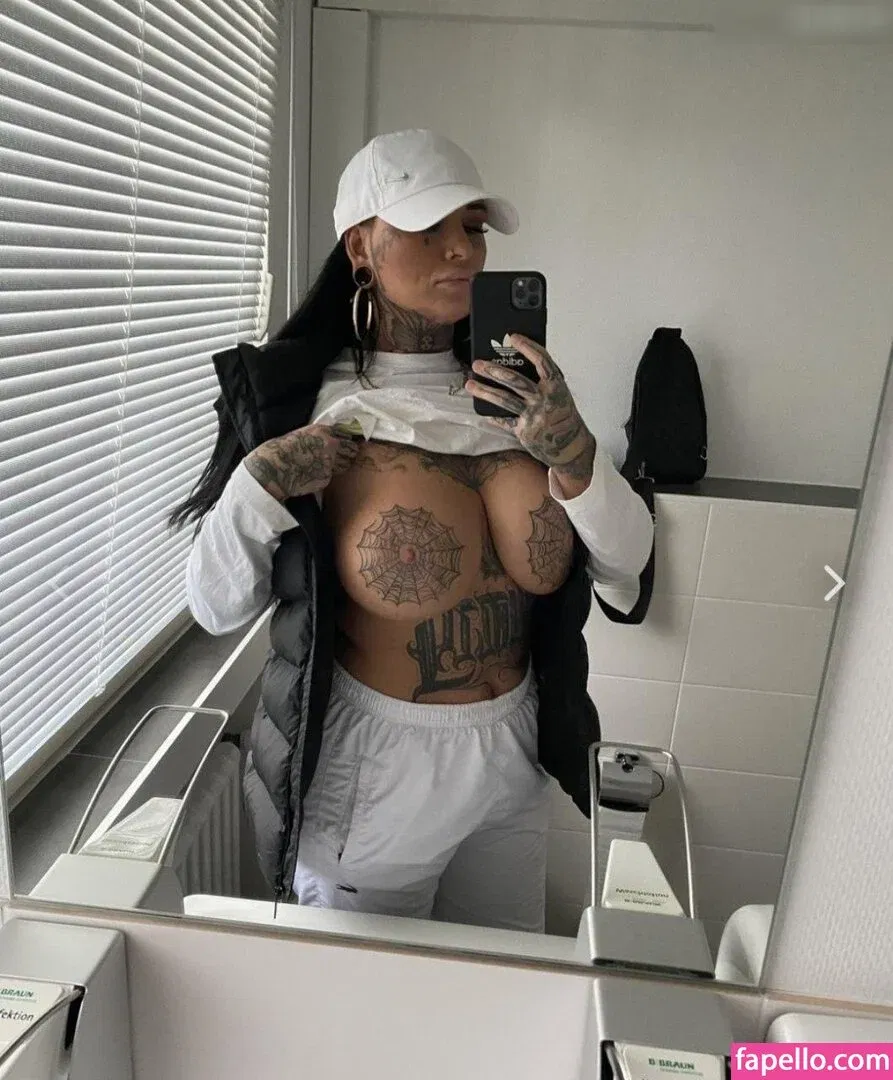 babyblue1312official Onlyfans Photo Gallery 