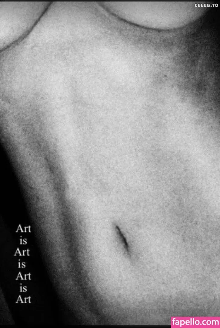 Yi Lin Onlyfans Photo Gallery 