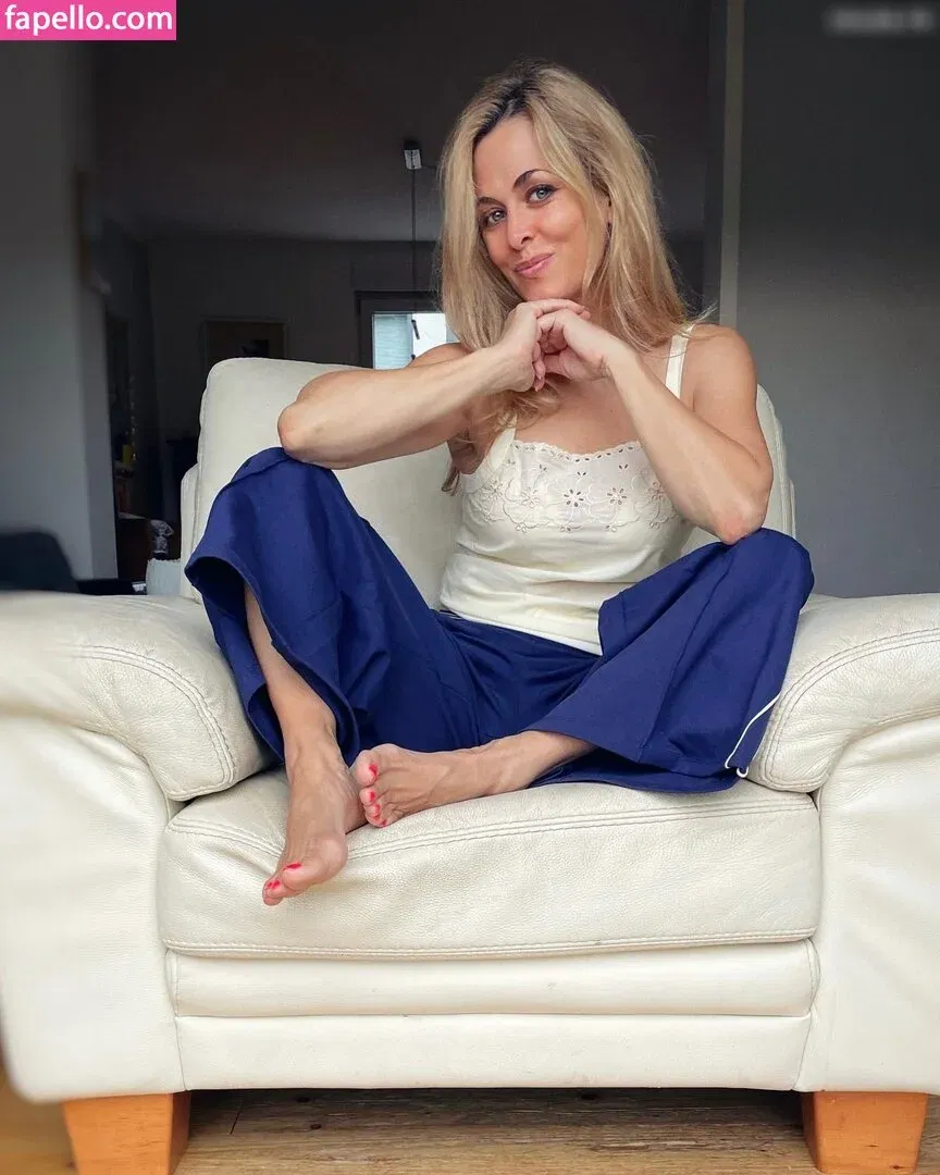 Yi Lin Onlyfans Photo Gallery 