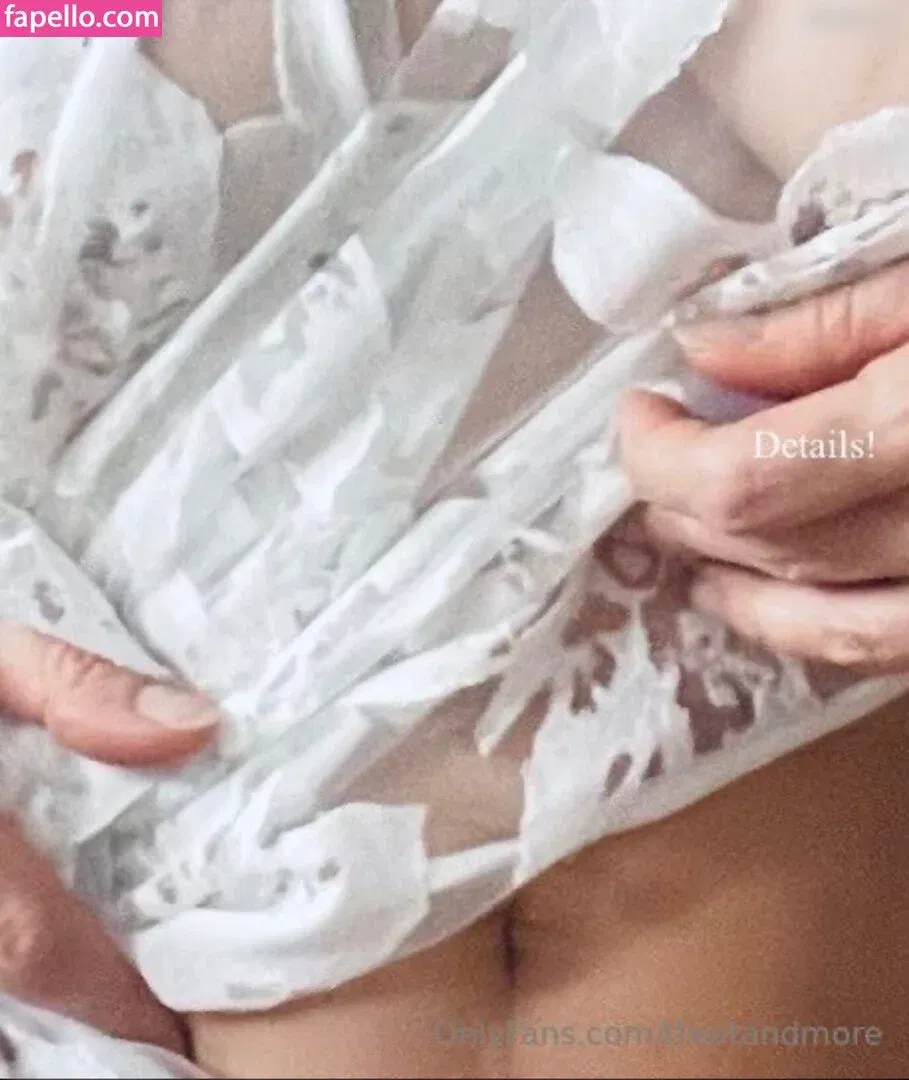 Yi Lin Onlyfans Photo Gallery 