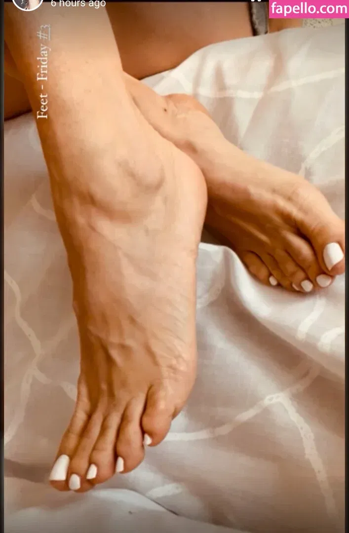 Yi Lin Onlyfans Photo Gallery 