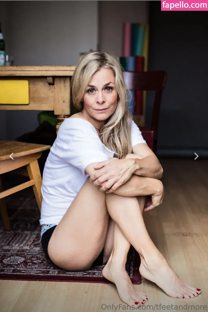 Yi Lin Onlyfans Photo Gallery 