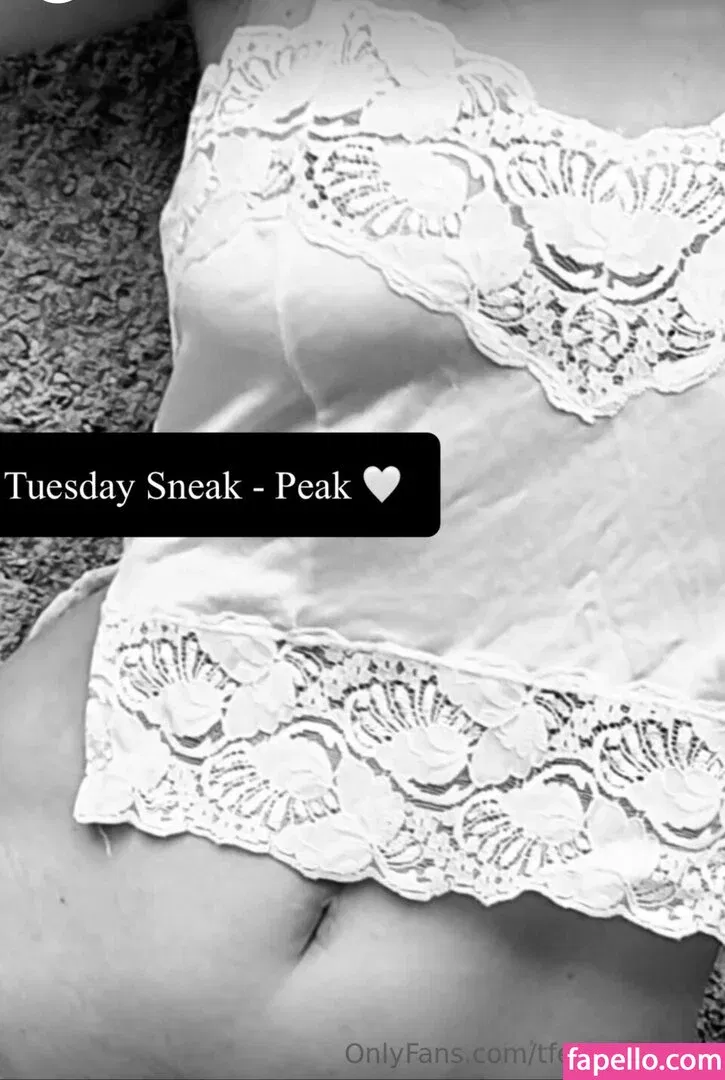 Yi Lin Onlyfans Photo Gallery 