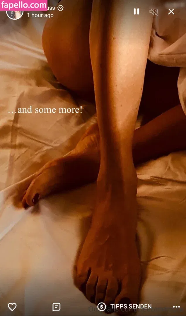 Yi Lin Onlyfans Photo Gallery 