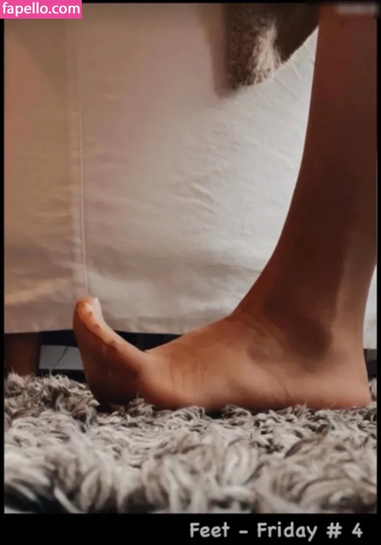 Yi Lin Onlyfans Photo Gallery 