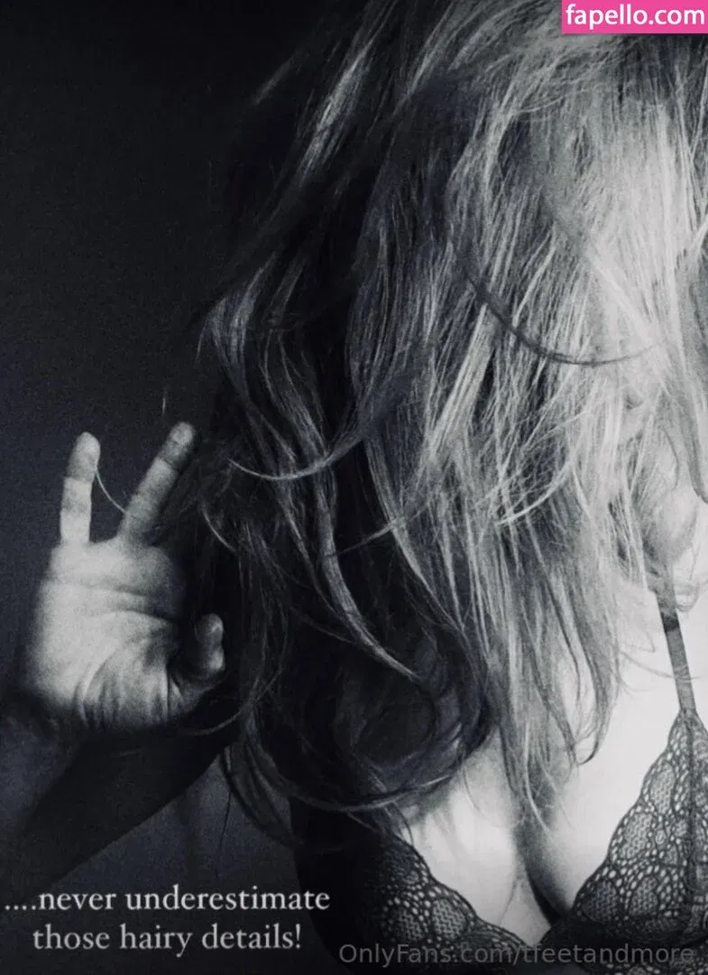 Yi Lin Onlyfans Photo Gallery 