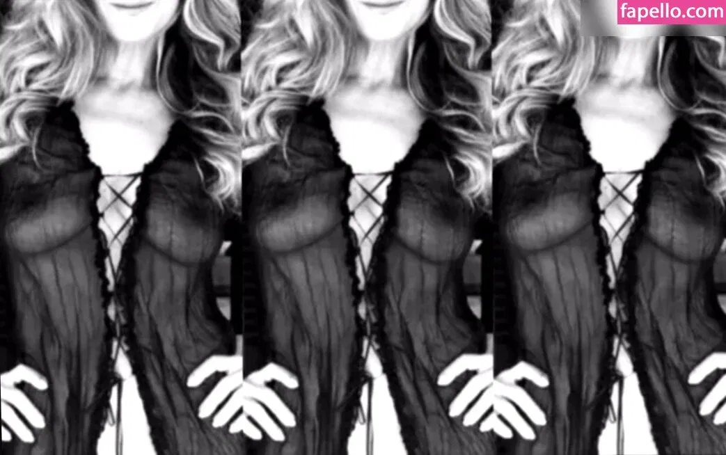 Yi Lin Onlyfans Photo Gallery 