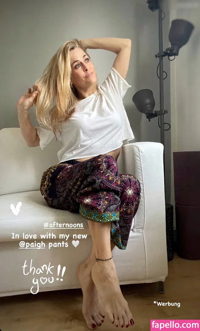 Yi Lin Onlyfans Photo Gallery 