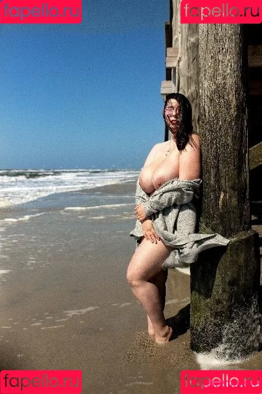 Bella Mona Onlyfans Photo Gallery 