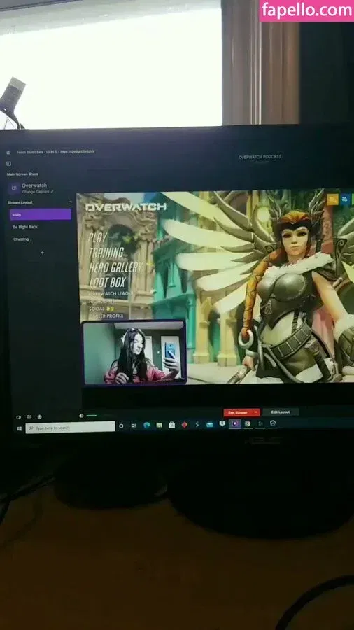 Bella Mona Onlyfans Photo Gallery 