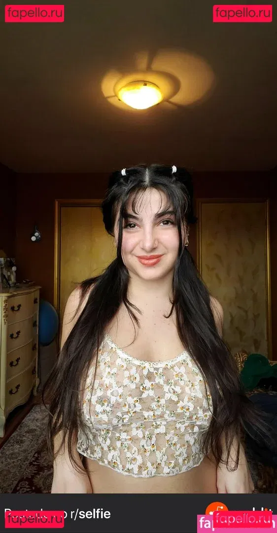 Bella Mona Onlyfans Photo Gallery 