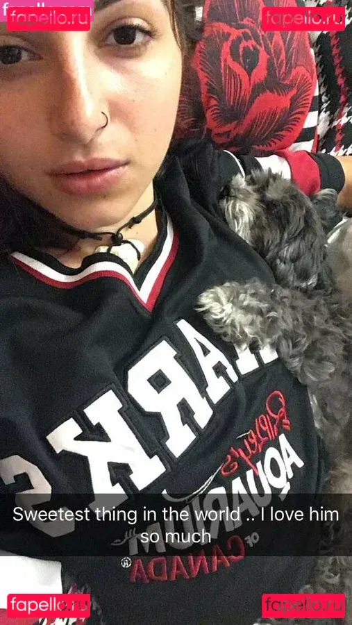 Bella Mona Onlyfans Photo Gallery 