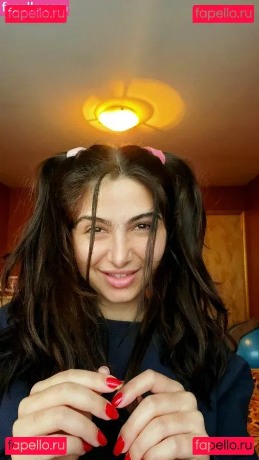 Bella Mona Onlyfans Photo Gallery 