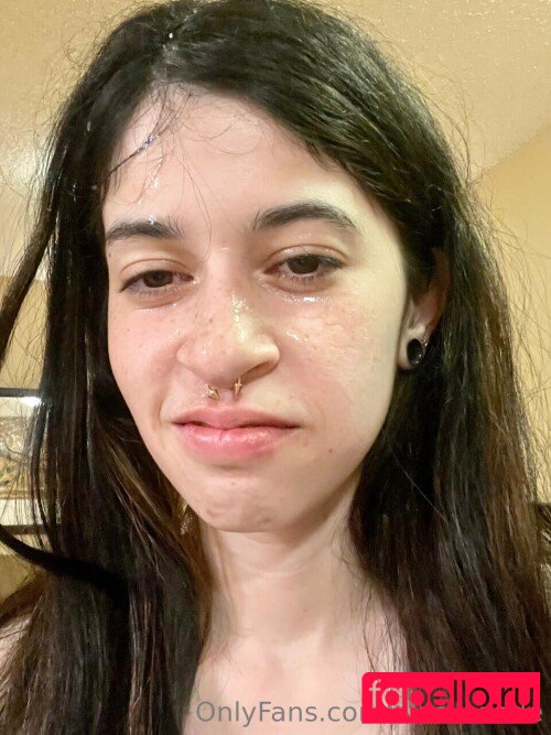 Alaska Zade Onlyfans Photo Gallery 