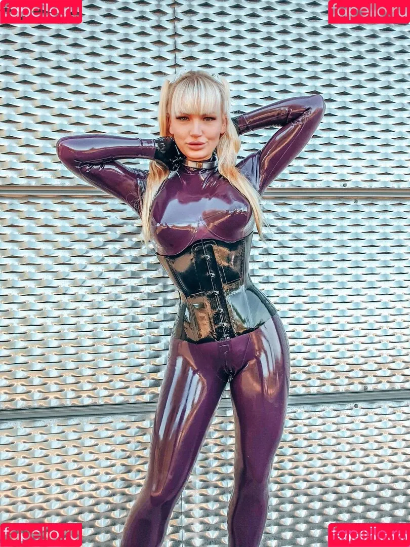 Beyla Hughes Onlyfans Photo Gallery 