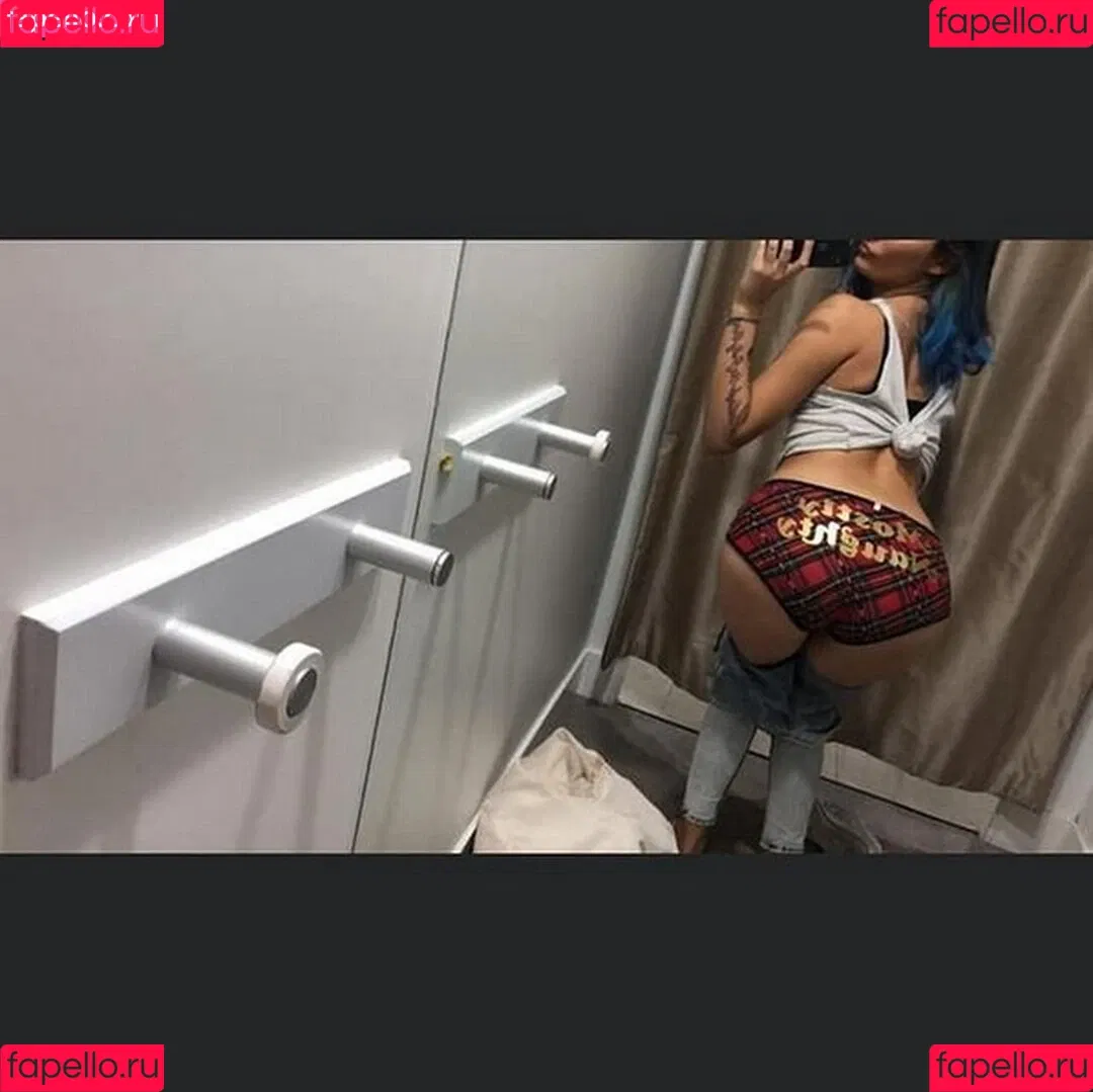 Moyana Onlyfans Photo Gallery 