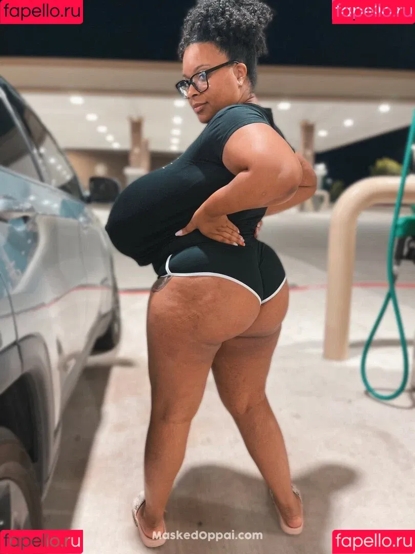 Unmaskedoppai Onlyfans Photo Gallery 