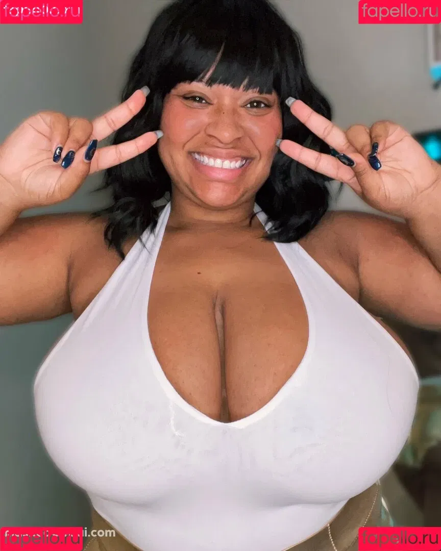 Unmaskedoppai Onlyfans Photo Gallery 