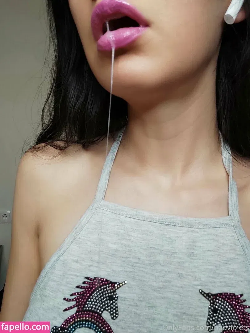 badviolets Onlyfans Photo Gallery 