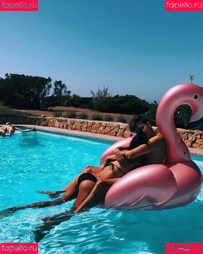 Paola Maria Onlyfans Photo Gallery 