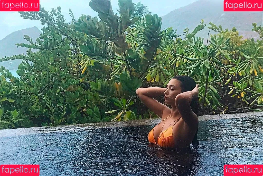 Paola Maria Onlyfans Photo Gallery 
