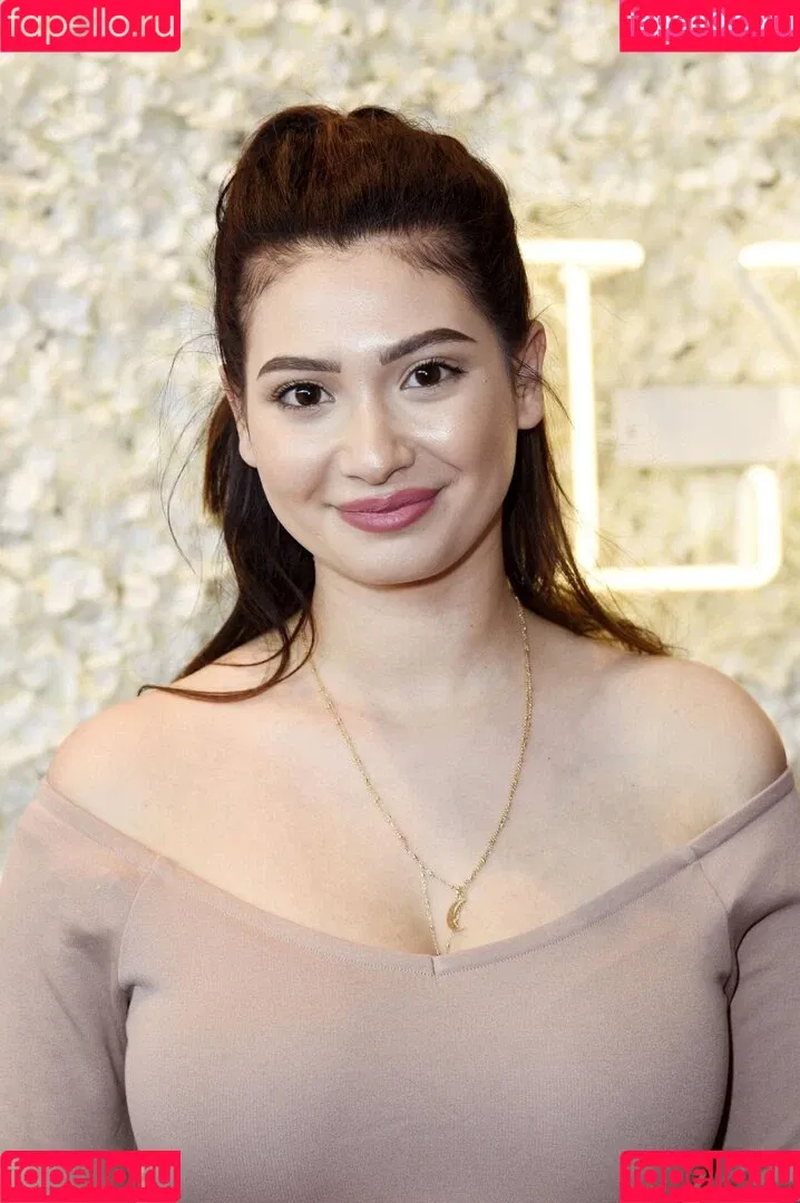 Paola Maria Onlyfans Photo Gallery 