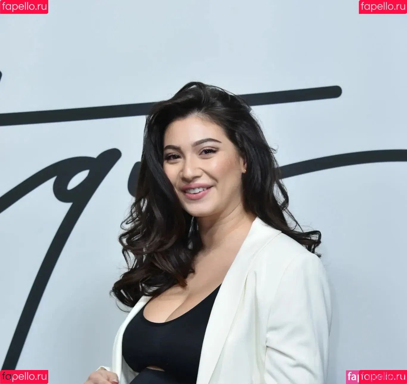 Paola Maria Onlyfans Photo Gallery 