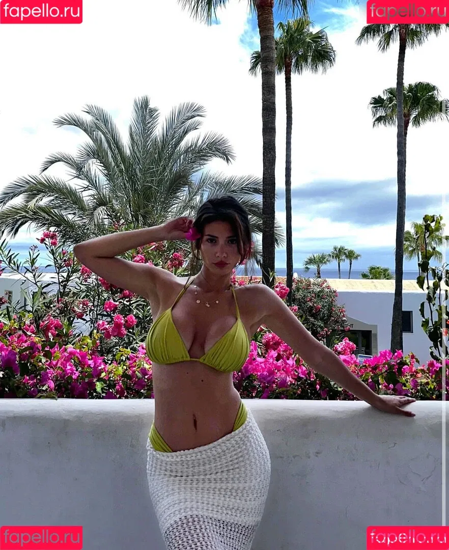 Paola Maria Onlyfans Photo Gallery 