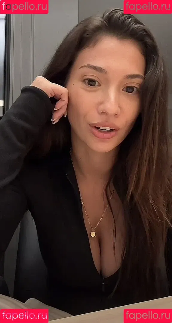 Paola Maria Onlyfans Photo Gallery 
