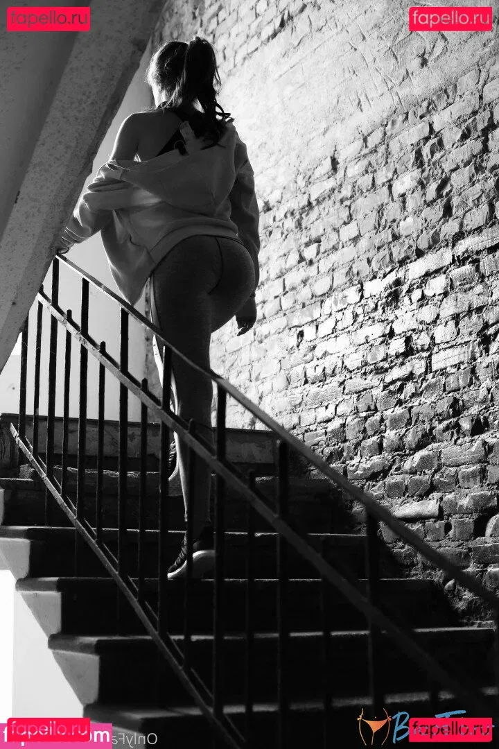 OnlineGirl_ Onlyfans Photo Gallery 