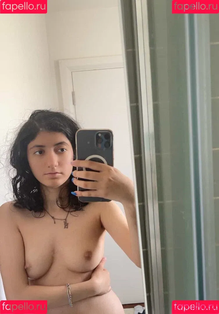 thebeautyqueenzelle Onlyfans Photo Gallery 