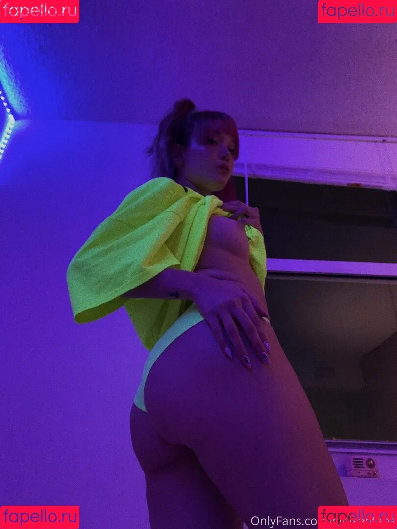 GiniSantana Onlyfans Photo Gallery 