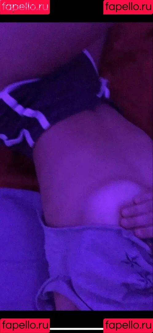 Maya Jakubowski Onlyfans Photo Gallery 