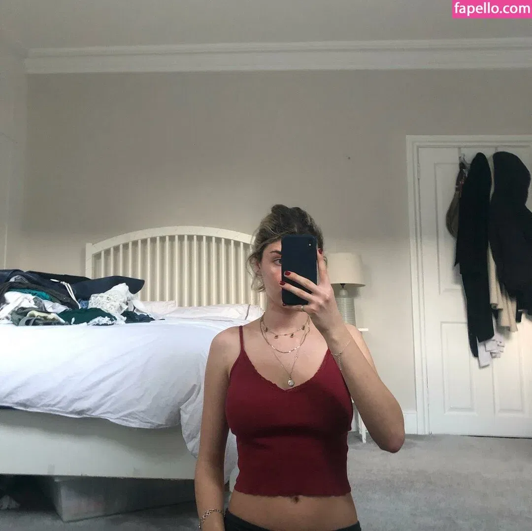 Helena Polomcic Onlyfans Photo Gallery 