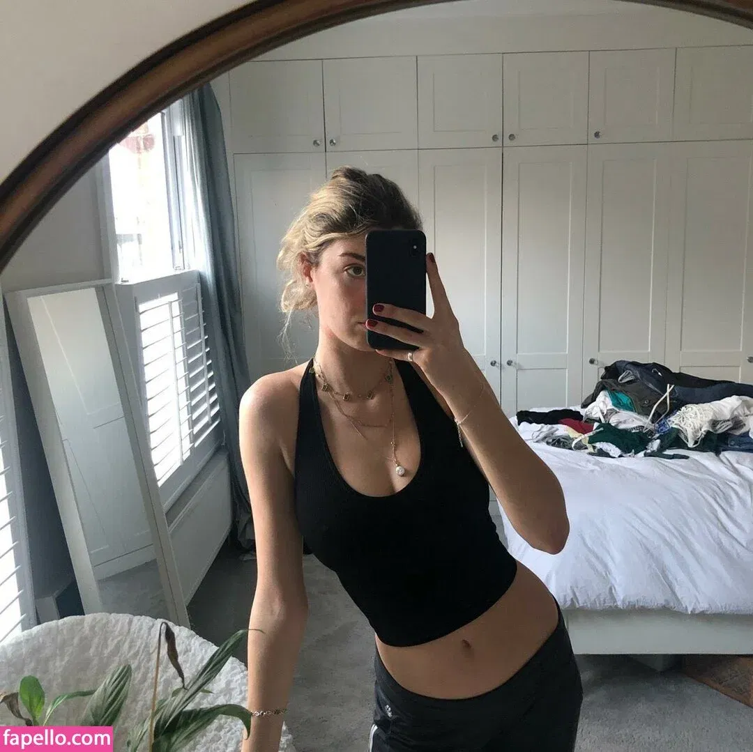 Helena Polomcic Onlyfans Photo Gallery 