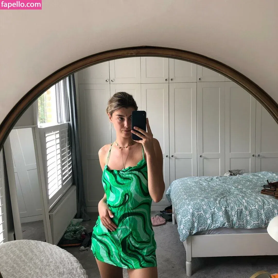 Helena Polomcic Onlyfans Photo Gallery 